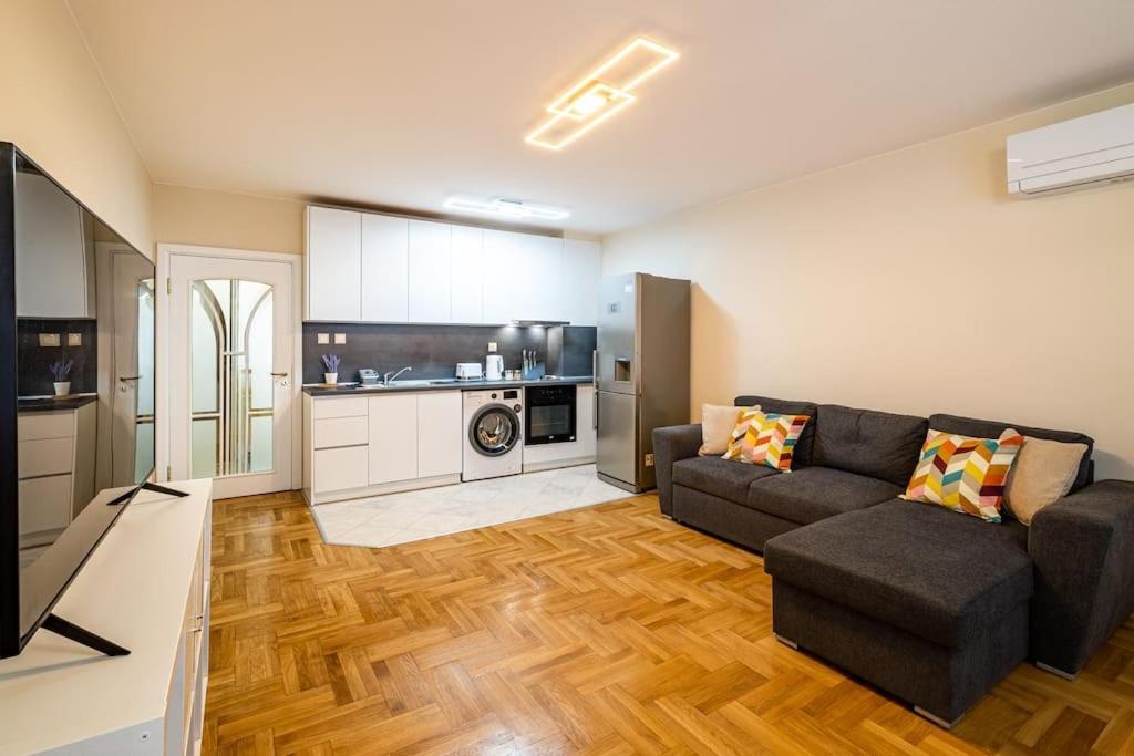 Varna Central 2Bdrm Apartment מראה חיצוני תמונה