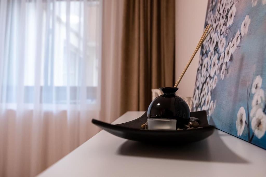 Varna Central 2Bdrm Apartment מראה חיצוני תמונה