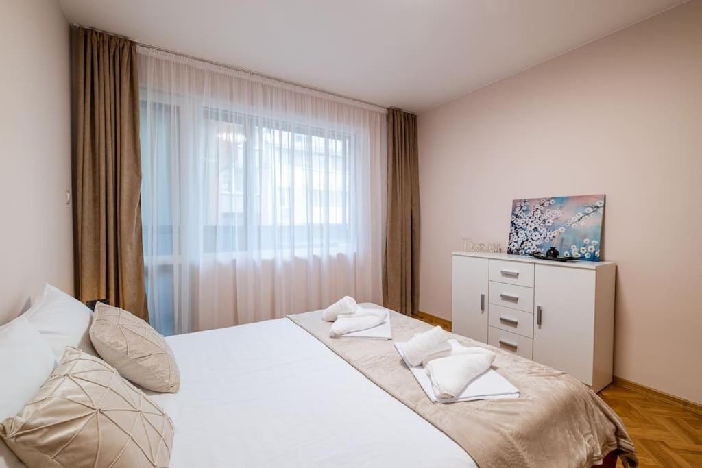 Varna Central 2Bdrm Apartment מראה חיצוני תמונה