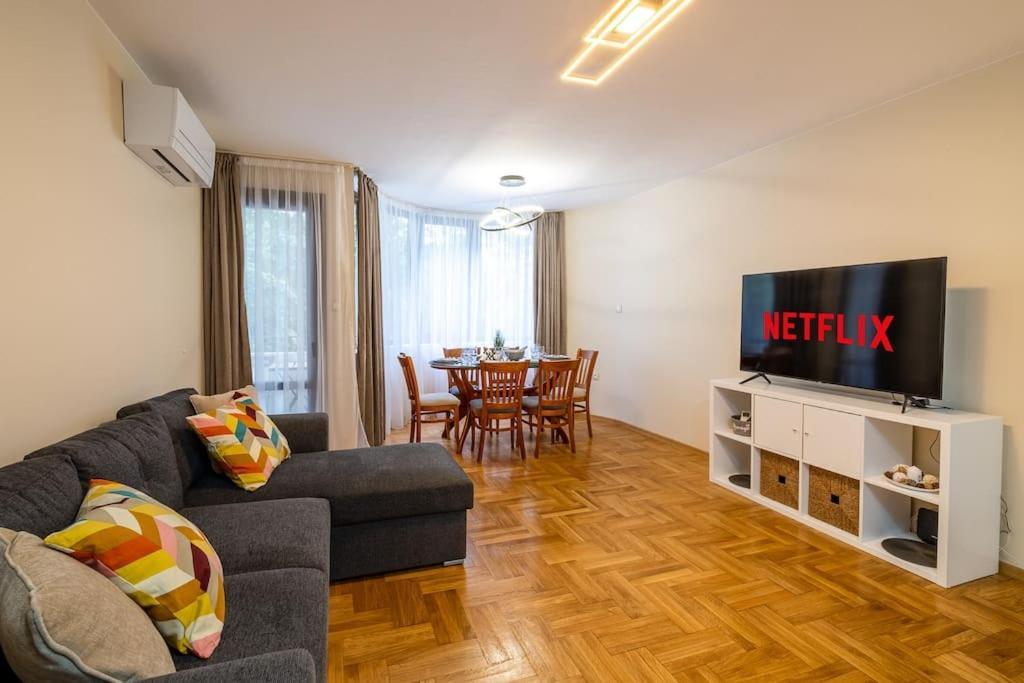 Varna Central 2Bdrm Apartment מראה חיצוני תמונה